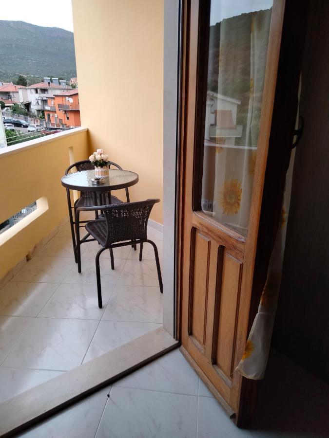 Apartamento Il Girasole Bosa Exterior foto