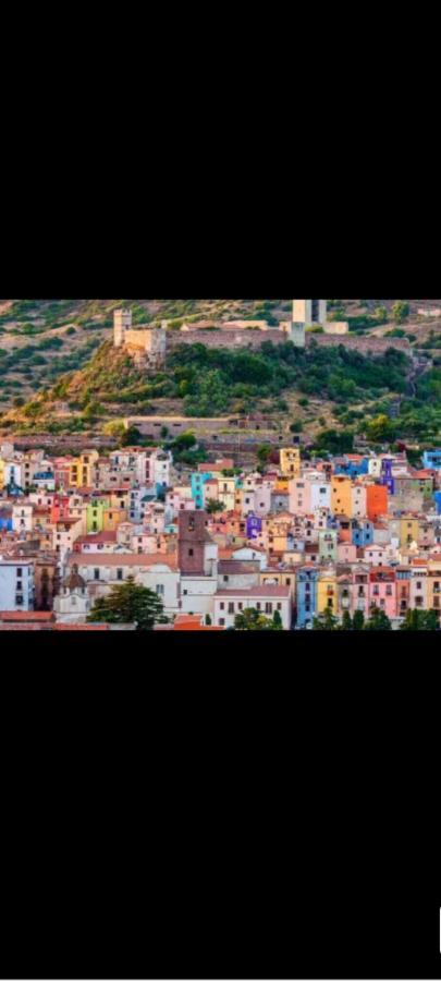 Apartamento Il Girasole Bosa Exterior foto